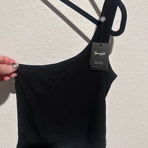 YoungLA Black One-Shoulder Ribbed Top